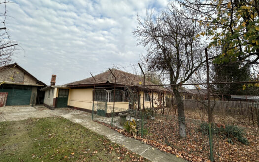 De vanzare | Casa batraneasca 5537mp teren | Silistea Snagovului- cu utilitati