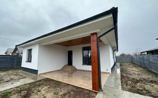 De vanzare | Casa/Vila 4 camere tip parter la cheie | Joita- 0 COMISION